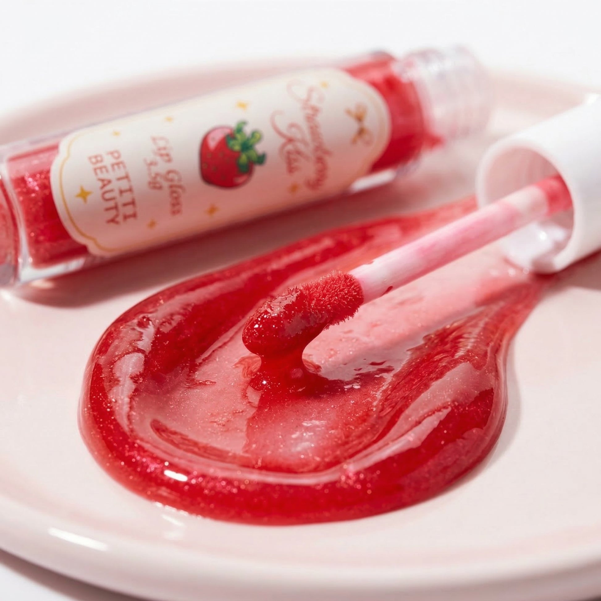 Lip Gloss Strawberry Kiss 3,5g Maria Petiti Beauty Brilho Frutado